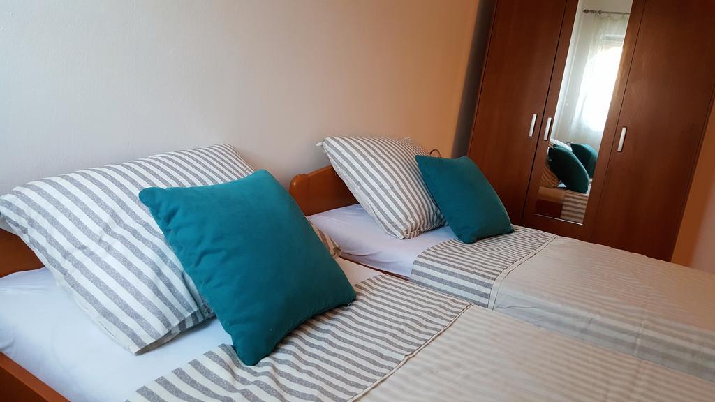 Apartmani Koin Medulin Bagian luar foto